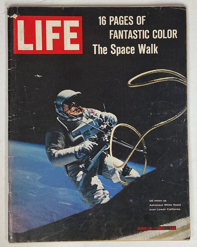 RES* VTG Life Magazine June 18 1965 120 Miles Up Astronaut White in Space