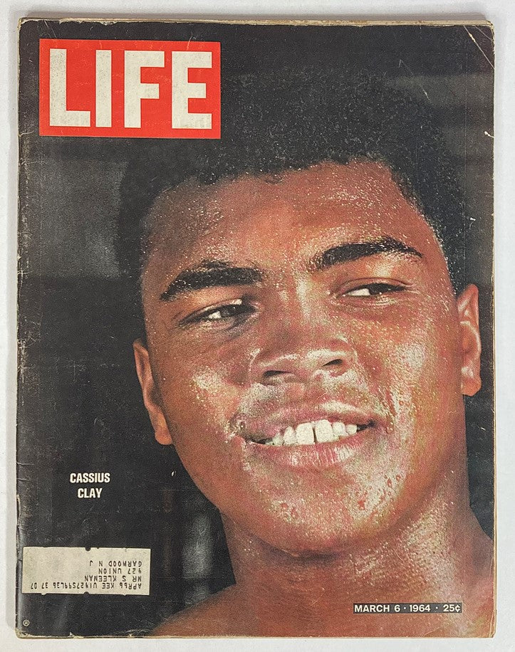 VTG Life Magazine March 6 1964 Cassius Clay (Muhammad Ali) Champ