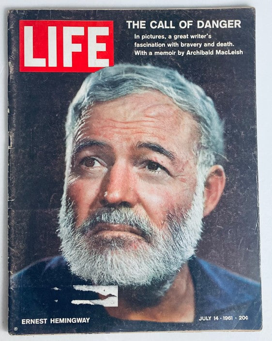 RES* VTG Life Magazine July 14 1961 Ernest Hemingway in Call of Danger