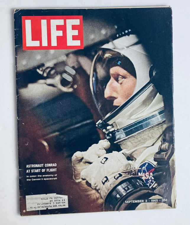 VTG Life Magazine September 3 1965 Vol 59 No. 10 Astronaut Conrad Gemini 5