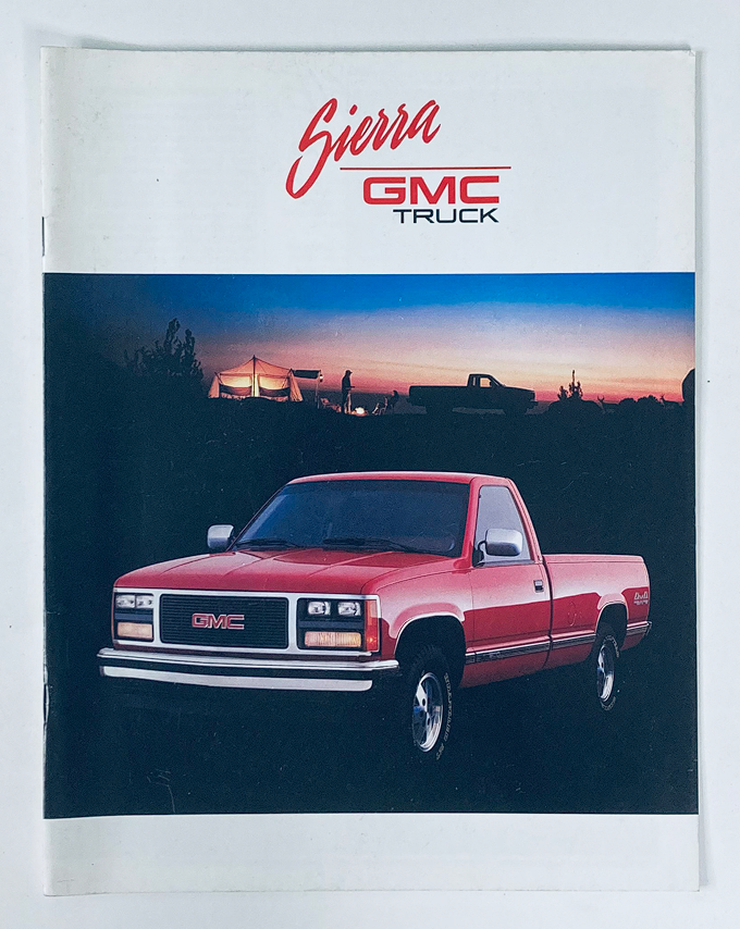 1989 GMC Truck Sierra Dealer Showroom Sales Brochure Guide Catalog